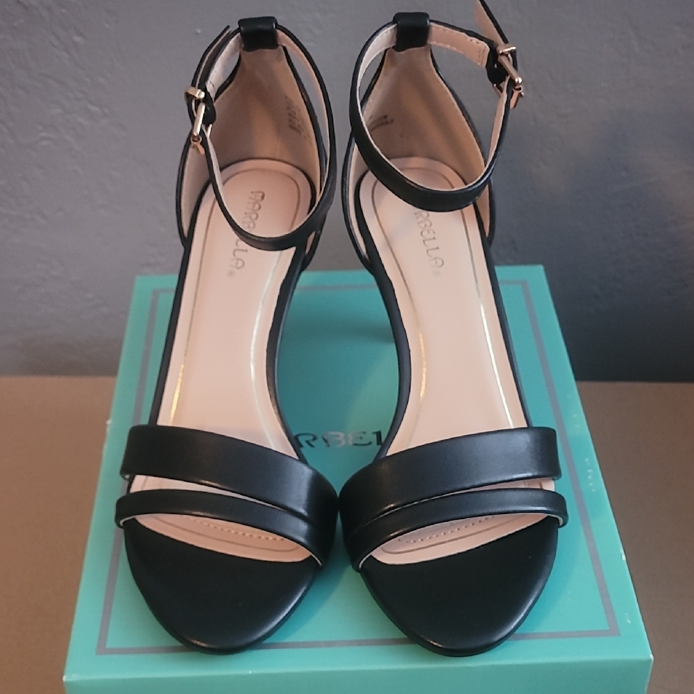 MARELLA Elegant Black Heeled Sandals